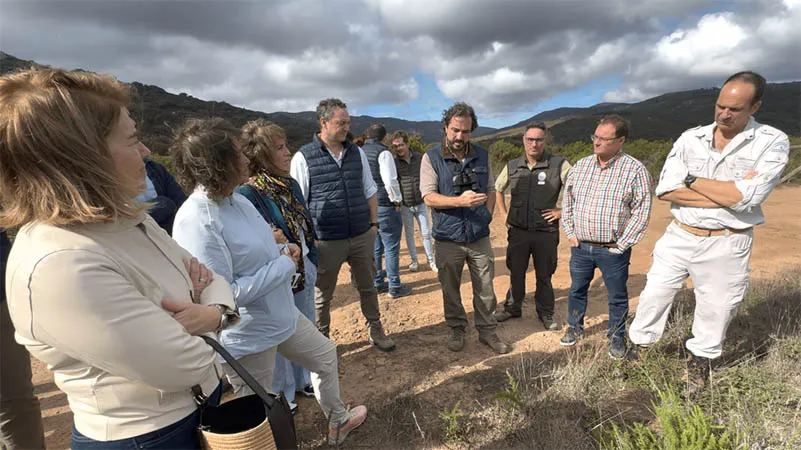 Gabriel y Juanma explicando el proyecto